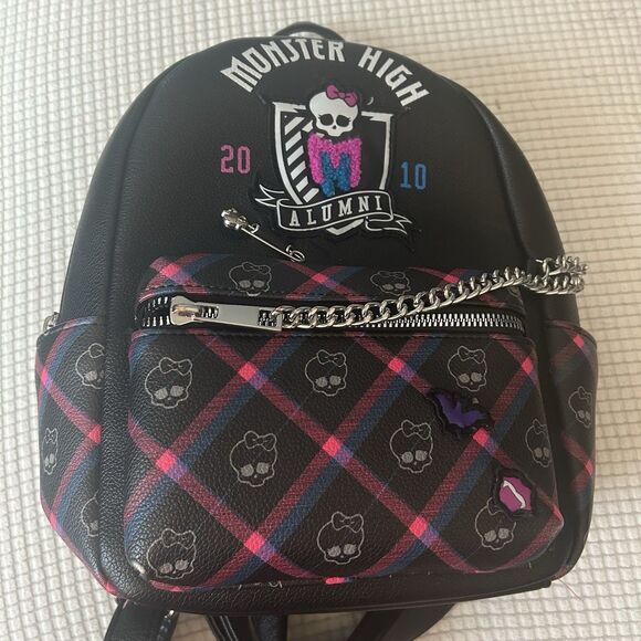Hot topic Monster High Plaid Chain Mini Backpack Alumni Black Logo - Picture 1 of 6